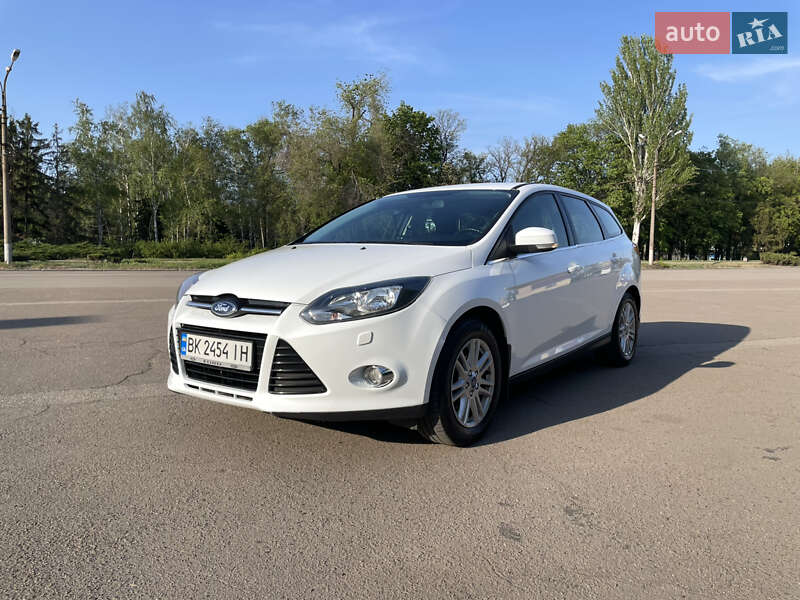 Универсал Ford Focus 2012 в 