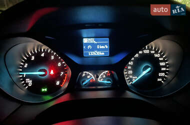 Седан Ford Focus 2012 в 