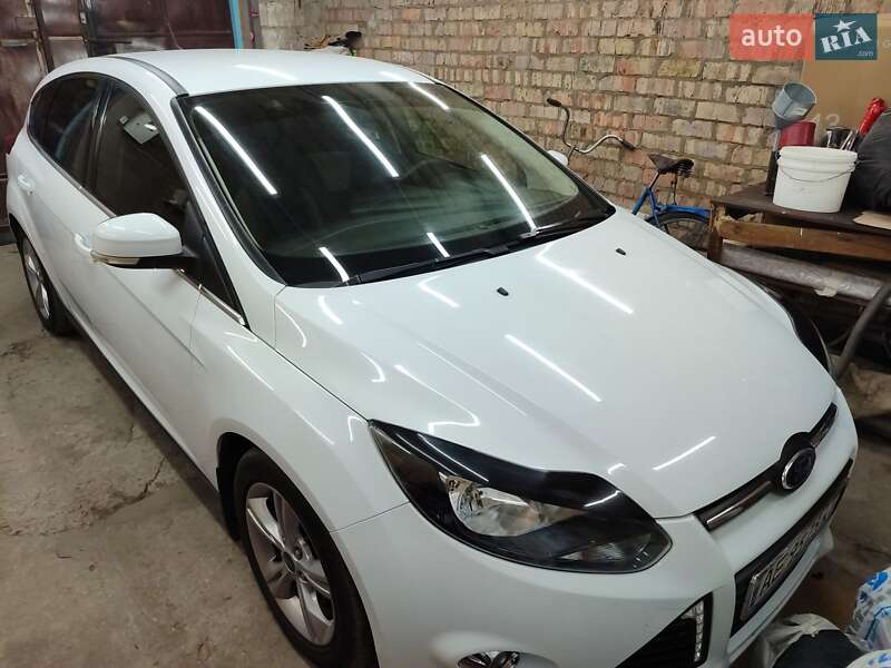 Хетчбек Ford Focus 2013 в Синельниковому