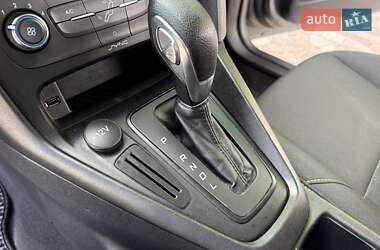 Седан Ford Focus 2017 в 