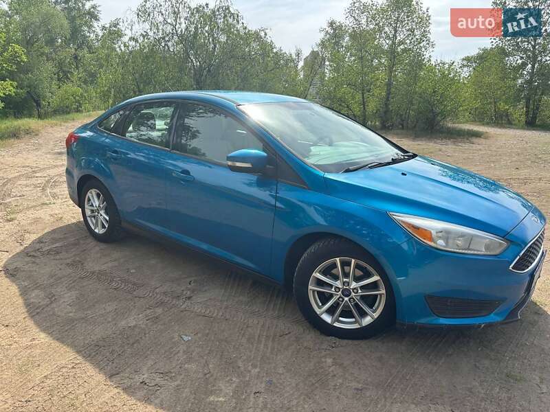 Седан Ford Focus 2015 в Киеве