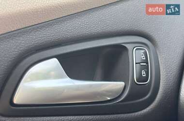 Седан Ford Focus 2015 в 