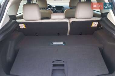 Хэтчбек Ford Focus 2012 в 