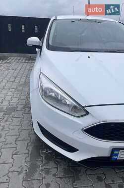 Хэтчбек Ford Focus 2017 в 