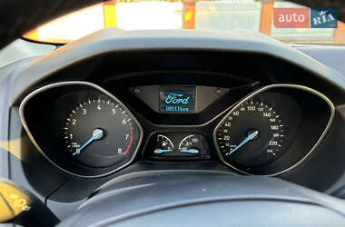 Седан Ford Focus 2016 в 