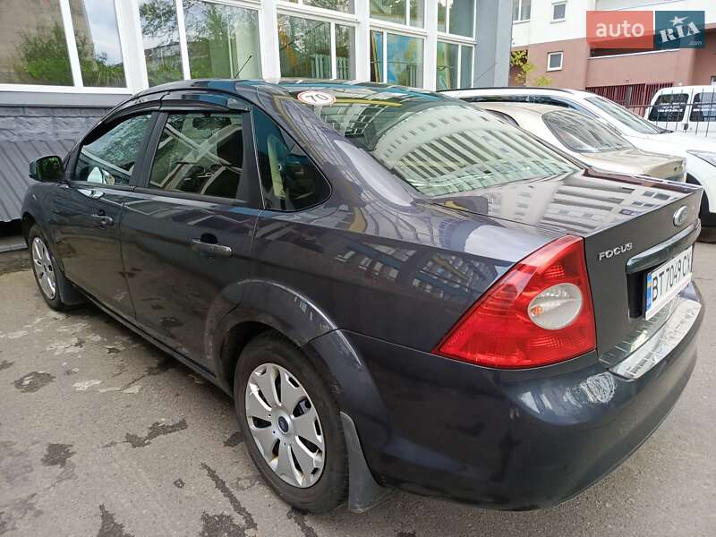 Седан Ford Focus 2010 в Киеве