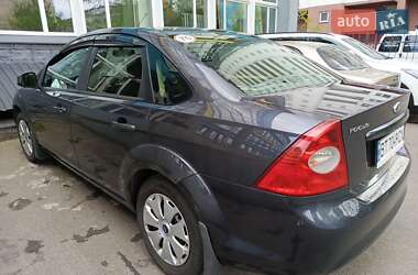 Седан Ford Focus 2010 в 