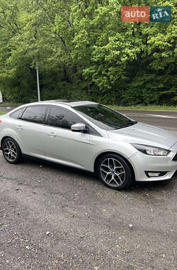 Седан Ford Focus 2017 в 
