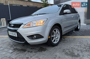 Хэтчбек Ford Focus 2010 в Киеве