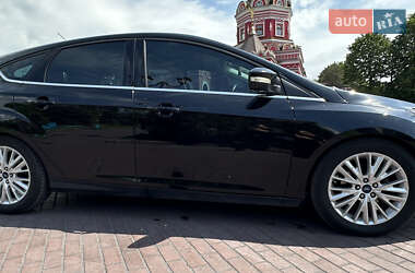 Хетчбек Ford Focus 2015 в 