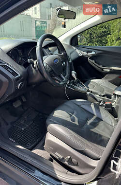 Хетчбек Ford Focus 2015 в 
