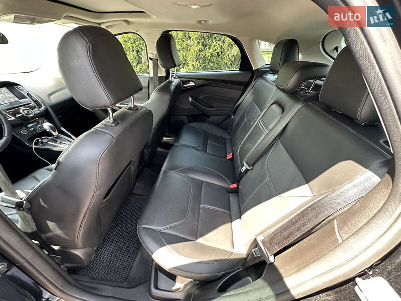 Хэтчбек Ford Focus 2015 в Днепре