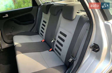 Универсал Ford Focus 2010 в 