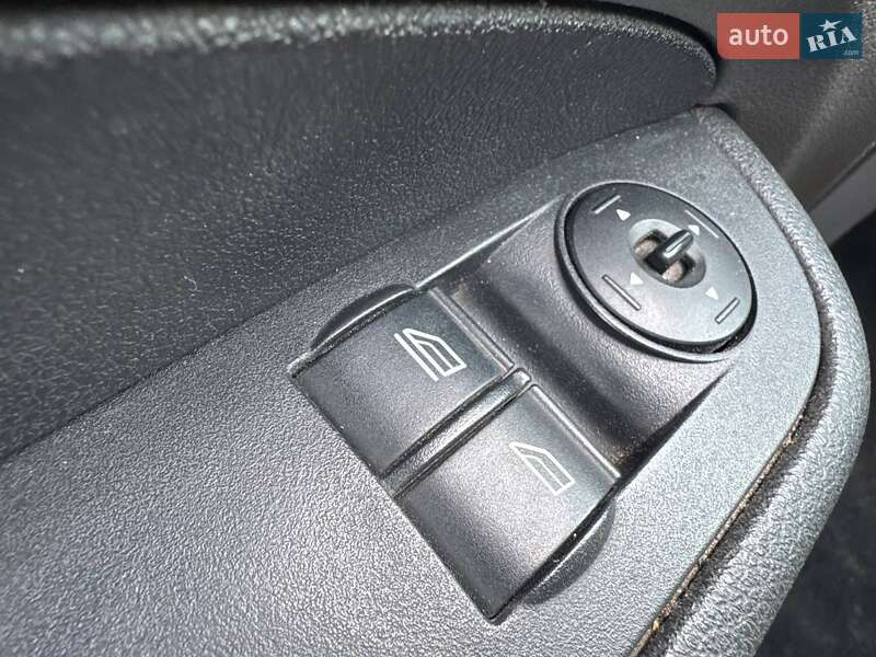 Універсал Ford Focus 2006 в Києві