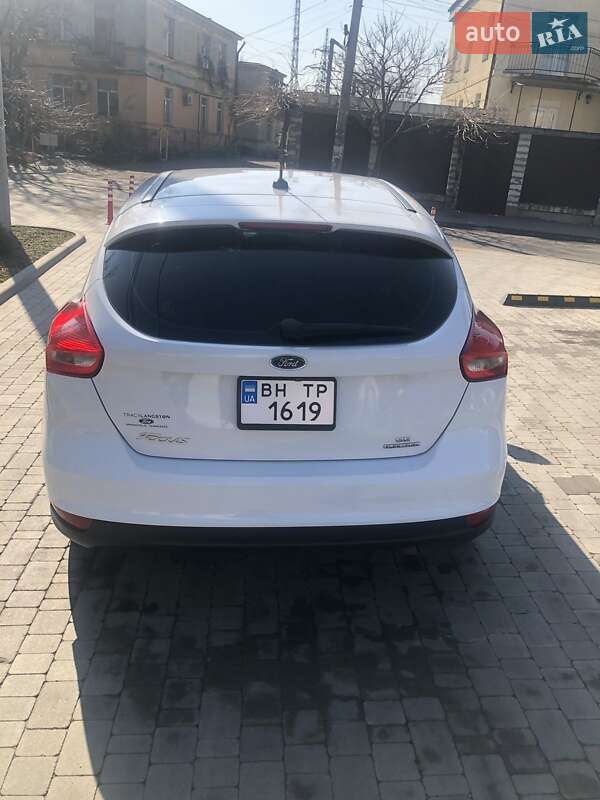 Хэтчбек Ford Focus 2015 в Одессе