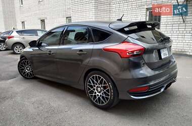 Хэтчбек Ford Focus 2017 в 