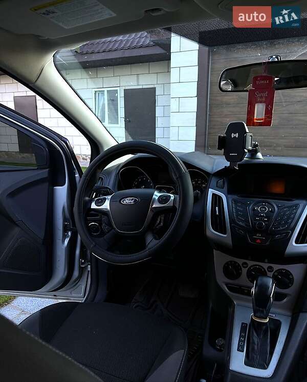 Седан Ford Focus 2012 в Ровно
