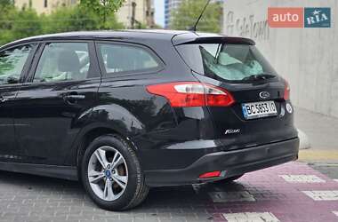 Универсал Ford Focus 2014 в 