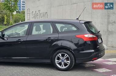 Универсал Ford Focus 2014 в 