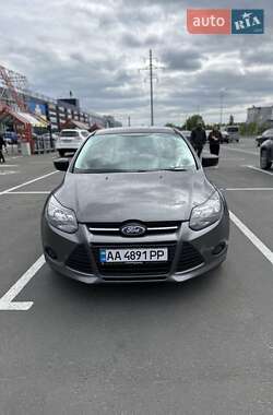 Седан Ford Focus 2012 в 