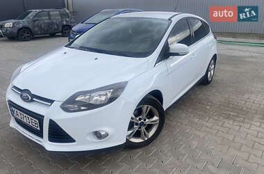 Хэтчбек Ford Focus 2013 в 