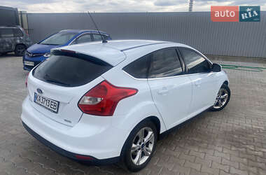 Хэтчбек Ford Focus 2013 в 