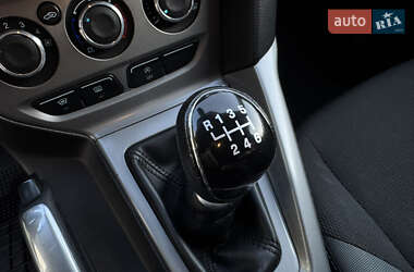 Универсал Ford Focus 2013 в 