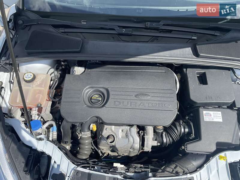 Универсал Ford Focus 2015 в Киеве фото 13 Универсал Ford Focus 2015 в Киеве