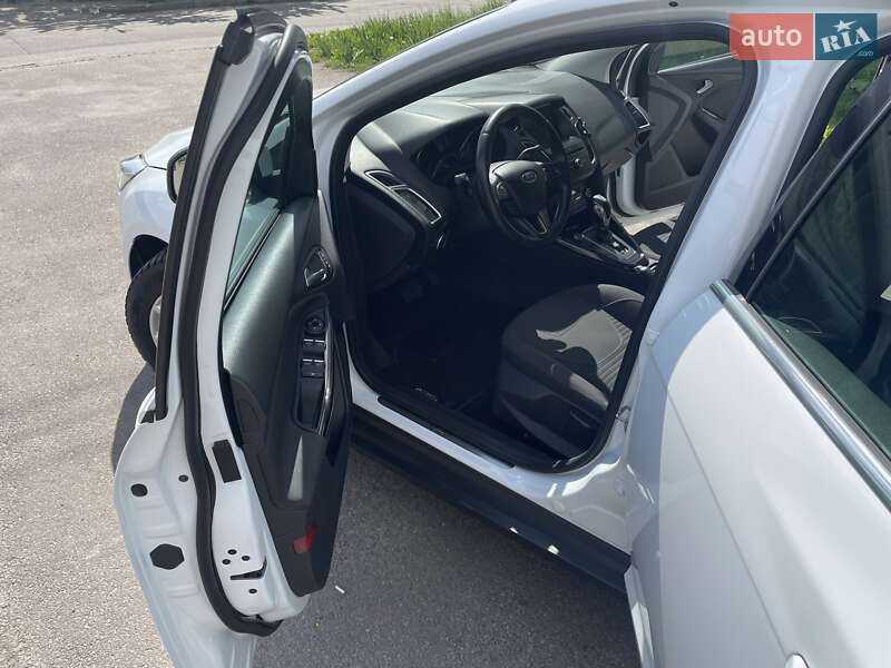 Универсал Ford Focus 2015 в Киеве фото 9 Универсал Ford Focus 2015 в Киеве