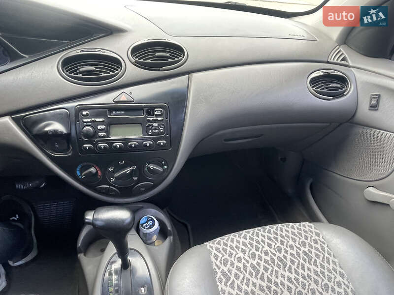 Седан Ford Focus 2000 в Солотвине