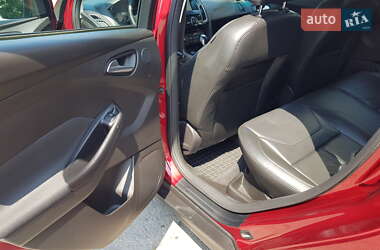 Седан Ford Focus 2016 в 