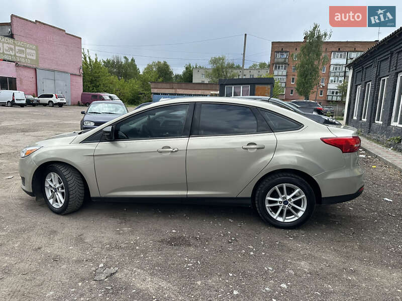 Седан Ford Focus 2015 в Ніжині