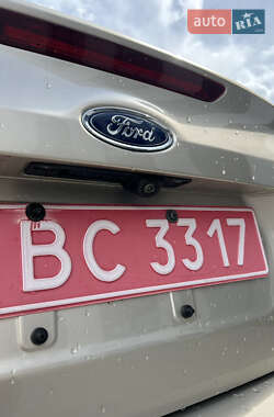 Седан Ford Focus 2017 в 