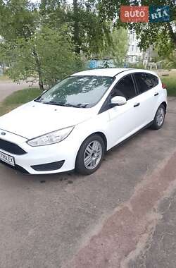 Хетчбек Ford Focus 2015 в 