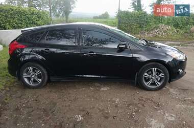 Хэтчбек Ford Focus 2014 в 