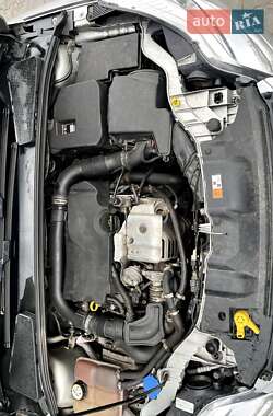 Седан Ford Focus 2013 в 