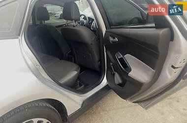 Седан Ford Focus 2013 в 