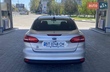 Седан Ford Focus 2016 в 
