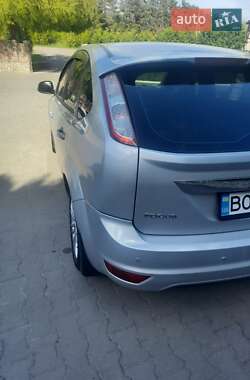 Хэтчбек Ford Focus 2009 в 