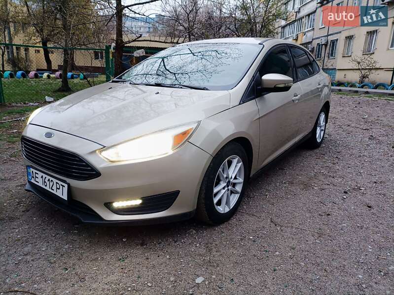 Седан Ford Focus 2016 в Дніпрі