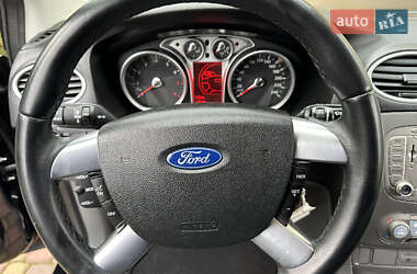 Хэтчбек Ford Focus 2008 в 