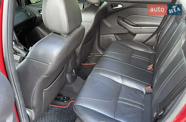 Седан Ford Focus 2014 в 