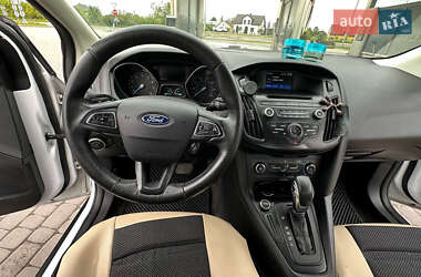 Седан Ford Focus 2017 в 