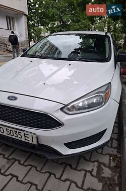 Седан Ford Focus 2015 в 