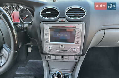 Универсал Ford Focus 2010 в 