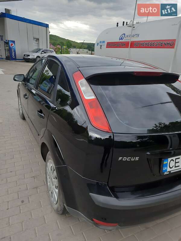 Хэтчбек Ford Focus 2007 в Вашковцах