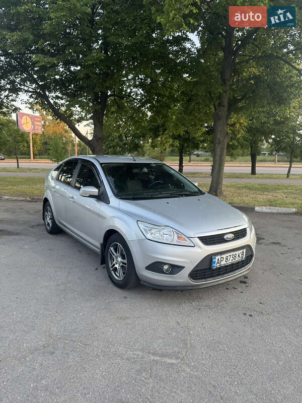 Хэтчбек Ford Focus 2010 в Запорожье