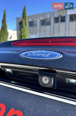Седан Ford Focus 2015 в 