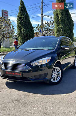 Седан Ford Focus 2015 в 