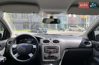 Универсал Ford Focus 2010 в 